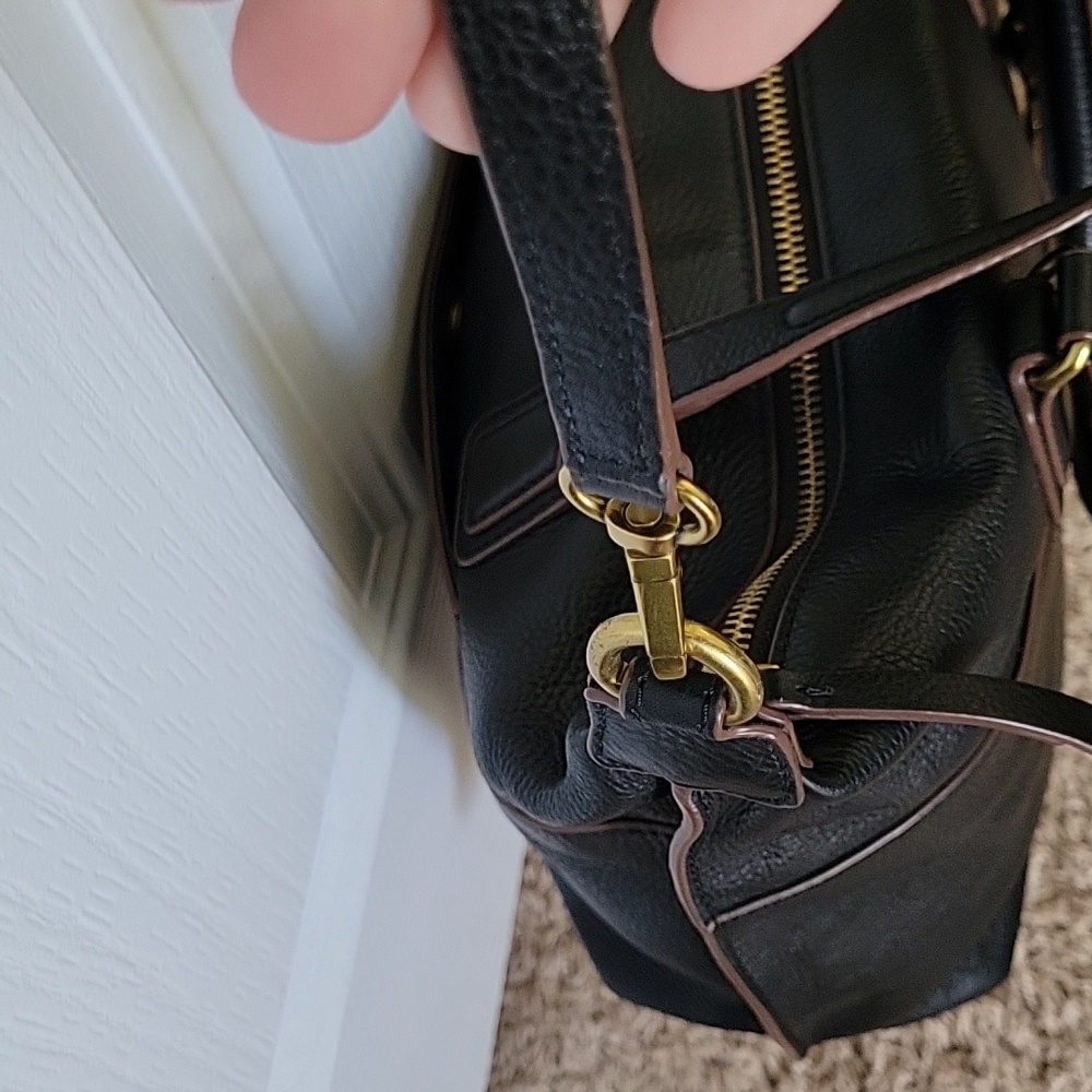 Black leather Fossil Crossbody bag - Picture 13 of 16